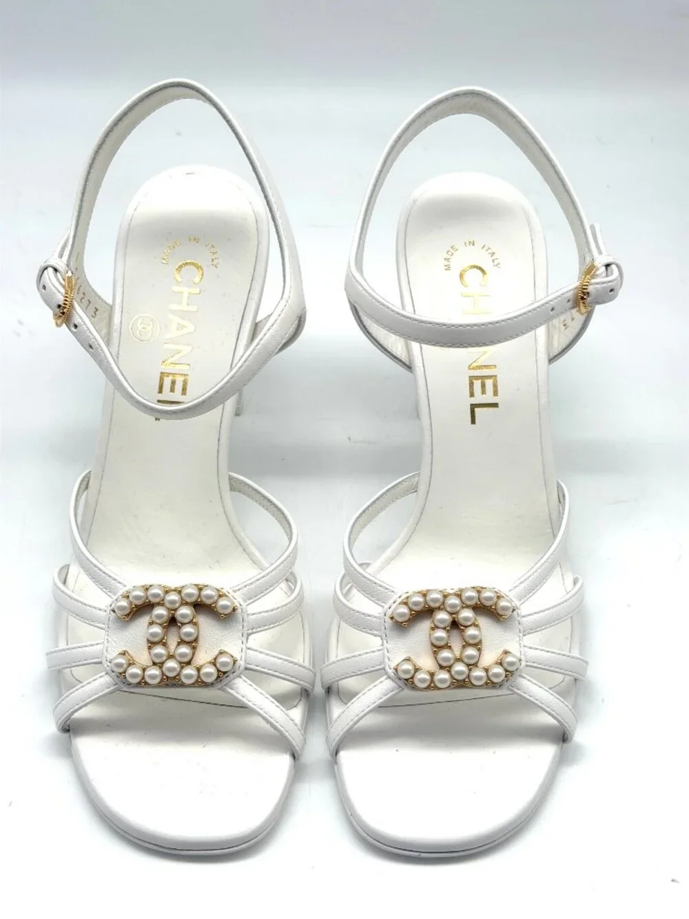 CHANEL elegant white